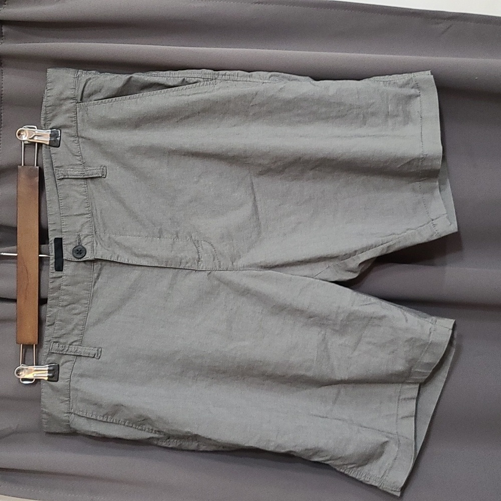 RVCA Mens Board Shorts Swim Casual Gray Pockets SZ 36 GUC READ